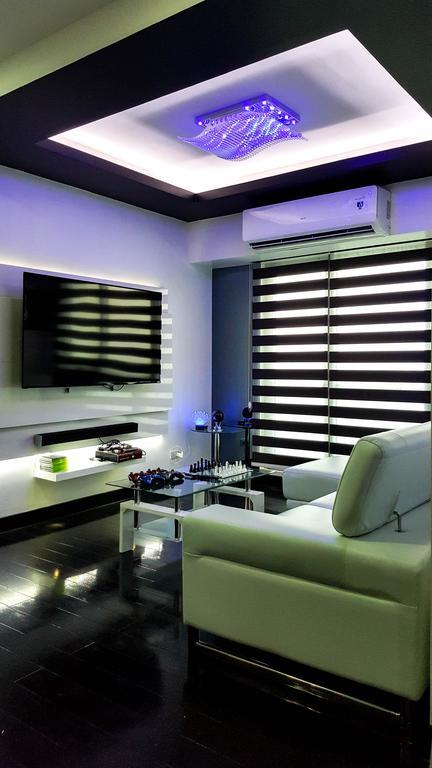 Modern Luxury Lower Penthouse Unit Manila Exteriör bild